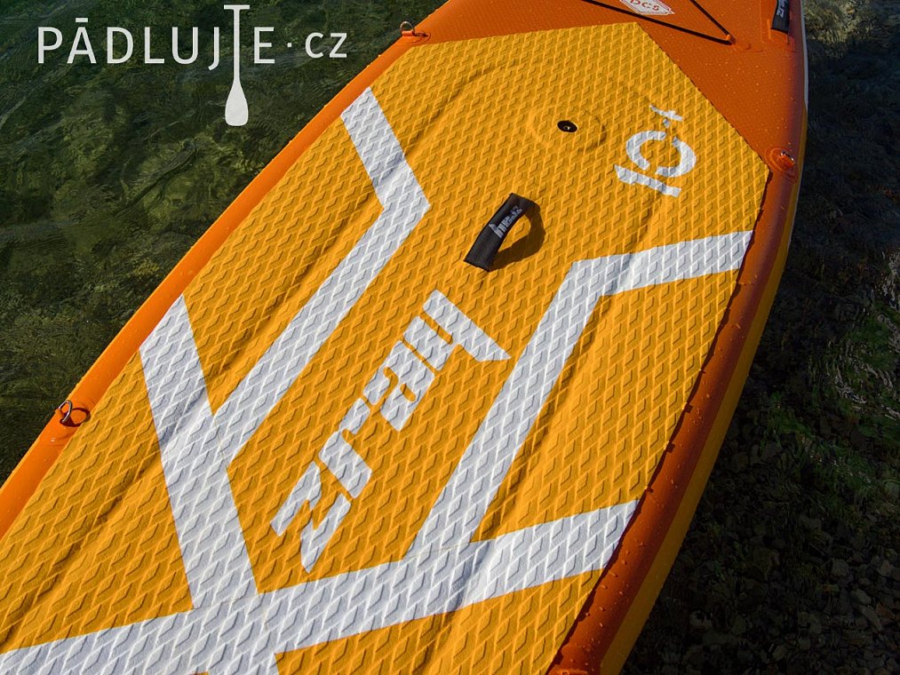 Paddleboard ZRAY F1 FURY 10'4 s pádlem - nafukovací paddleboard, windsurfing a kajak