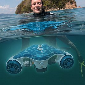 Scooter acquatico elettrico SKIFFO Seaside + set per lo snorkeling